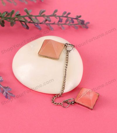 Eye Pyramid (Rose Quartz)