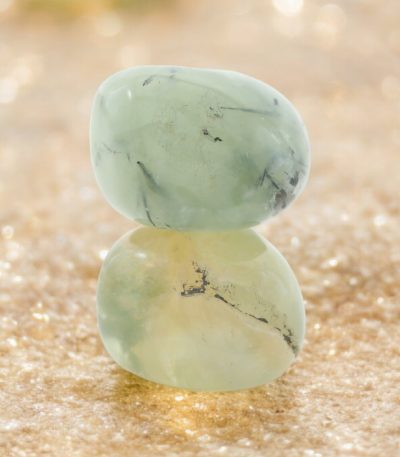 Prehnite tumble